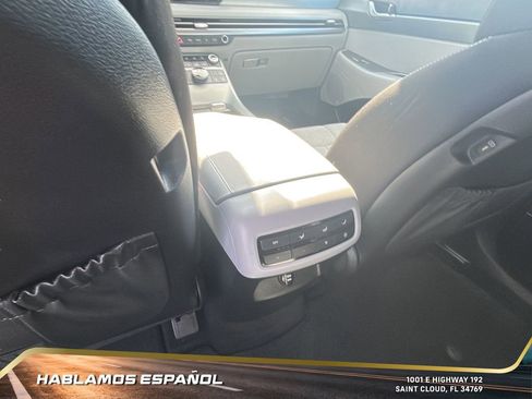 Used 2023 Hyundai Palisade SE image 31