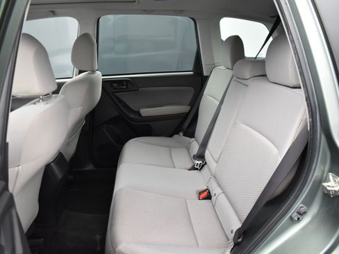 Used 2018 Subaru Forester 2.5i Premium w/ All-Weather Package AWD/4WD image 13