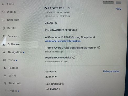 Used 2024 Tesla Model Y Long Range AWD/4WD image 15