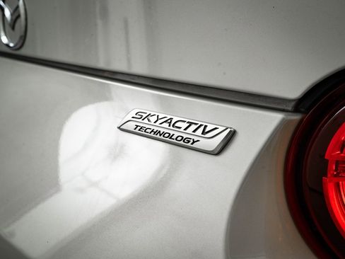 Used 2017 MAZDA MX-5 Miata Grand Touring image 20