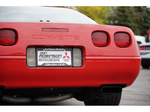 Used 1992 Chevrolet Corvette Coupe image 10