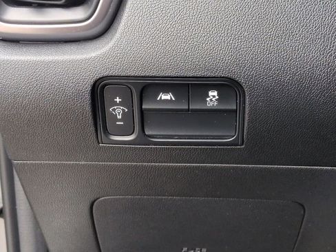 Used 2022 Kia Sorento S FWD image 18
