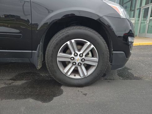 Used 2017 Chevrolet Traverse LT AWD/4WD image 15