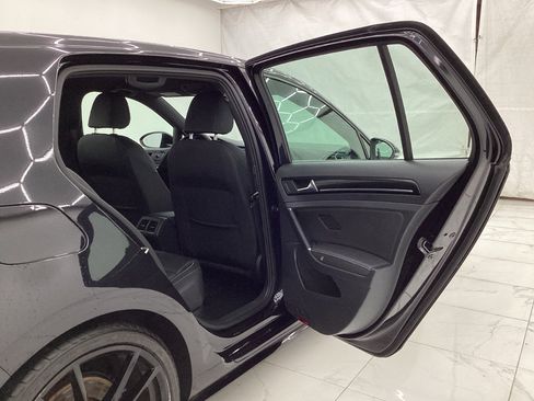 Used 2019 Volkswagen Golf R 4-Door AWD/4WD image 23