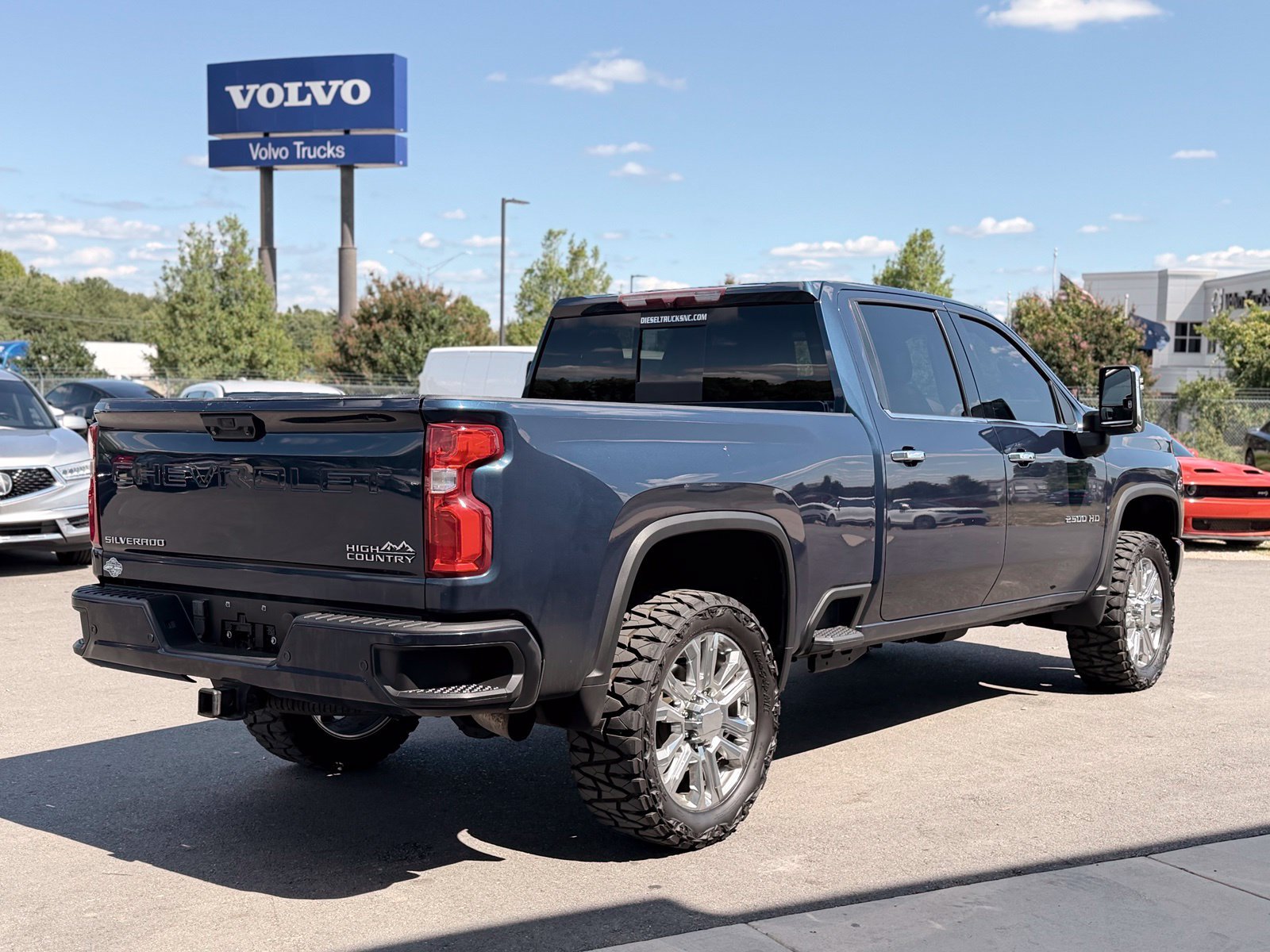 Used 2022 Chevrolet Silverado 2500 High Country AWD/4WD image 7