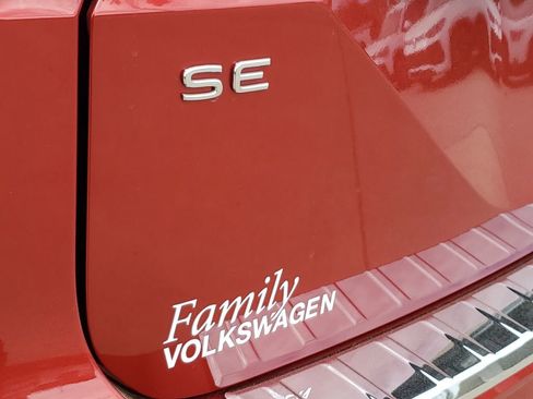 Used 2024 Volkswagen Atlas SE FWD image 7