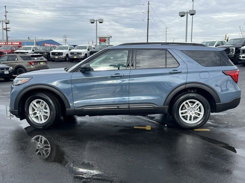 New 2026 Ford Explorer Active image 9