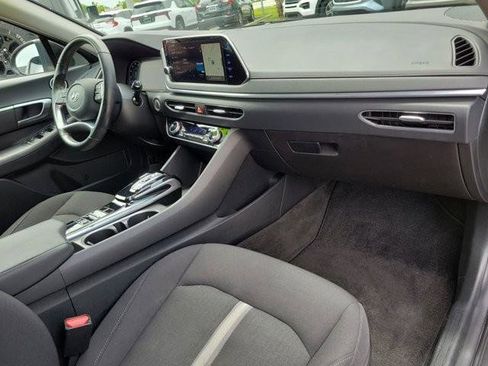 Certified 2023 Hyundai Sonata SEL w/ Convenience Package FWD image 13