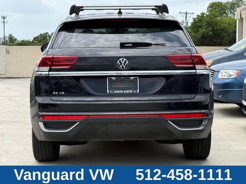 Used 2020 Volkswagen Atlas Cross Sport SE FWD image 5