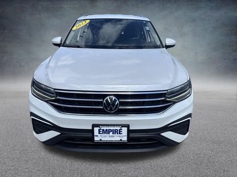 Used 2023 Volkswagen Tiguan SE image 13