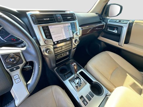 Used 2020 Toyota 4Runner Limited image 27