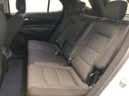 Used 2019 Chevrolet Equinox LT w/ Sun & Navigation Package image 18