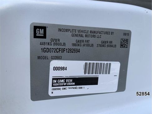 Used 2015 GMC Savana 3500 RWD image 19