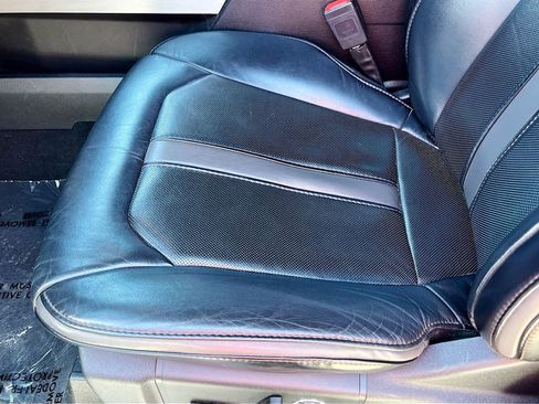 Used 2019 Ford F250 Platinum w/ Platinum Ultimate Package image 20