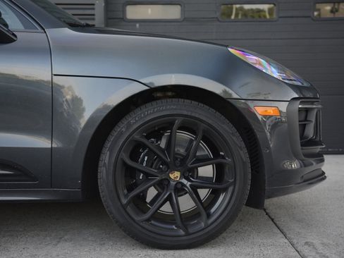 Certified 2024 Porsche Macan GTS AWD/4WD image 39