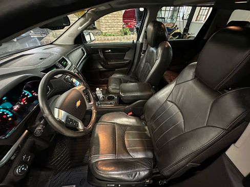 Used 2015 Chevrolet Traverse LTZ w/ LPO, 'HIT The Road' Package image 18