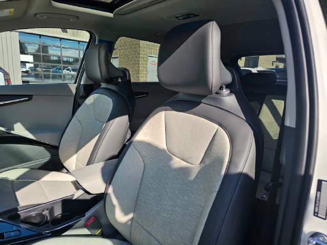 New 2026 Kia Niro Wave w/ Wave Preserve Package FWD image 20