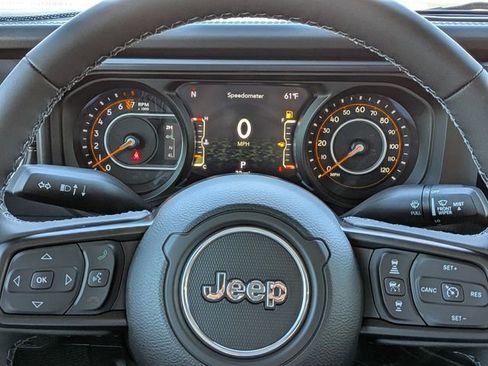 New 2025 Jeep Gladiator Sport image 27