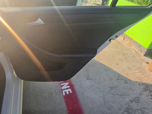 Used 2016 Volkswagen Jetta S FWD image 18