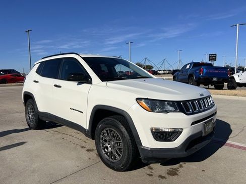 Used 2017 Jeep Compass Sport w/ Cold Weather Group image 1