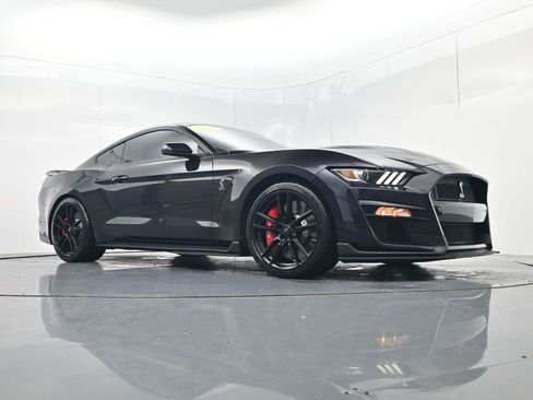 Used 2022 Ford Mustang Shelby GT500 w/ Technology Package RWD image 56