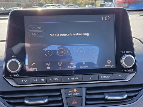 Used 2025 Nissan Altima 2.5 SR image 22