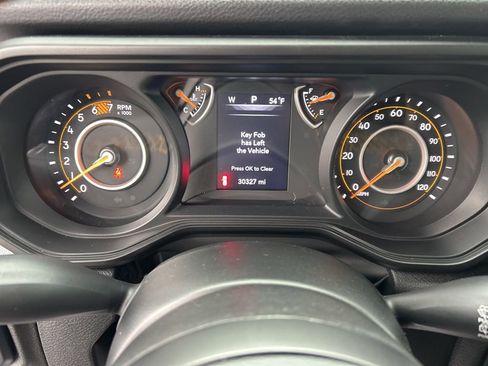 Used 2024 Jeep Wrangler Sport S image 10