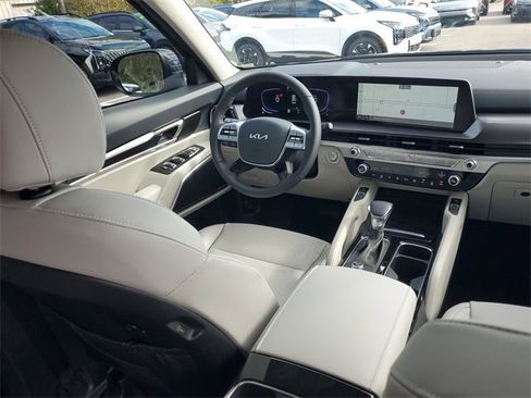 New 2025 Kia Telluride S image 13
