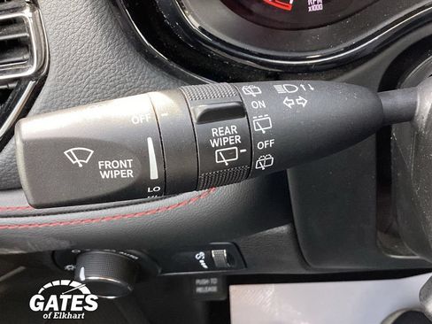 Used 2025 Dodge Durango GT AWD/4WD image 38