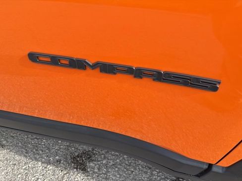 New 2026 Jeep Compass Latitude AWD/4WD image 13