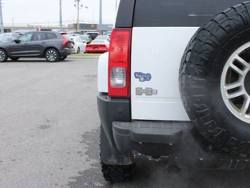 Used 2008 HUMMER H3 Luxury image 39