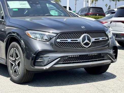 New 2025 Mercedes-Benz GLC 350e 4MATIC image 3