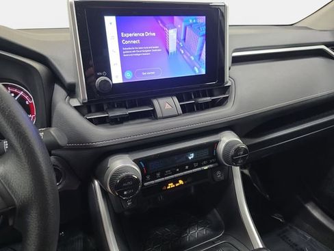 Certified 2025 Toyota RAV4 XLE FWD image 17
