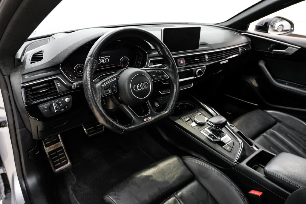 Used 2019 Audi A5 2.0T Prestige w/ Black Optic Plus Package AWD/4WD image 3