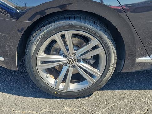 Certified 2023 Volkswagen Arteon SE image 37