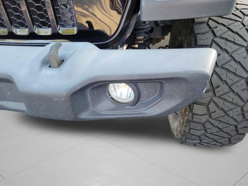 Used 2020 Jeep Gladiator Sport w/ Quick Order Package 24S AWD/4WD image 12