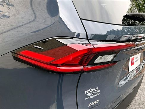 Certified 2025 Toyota Grand Highlander AWD image 29