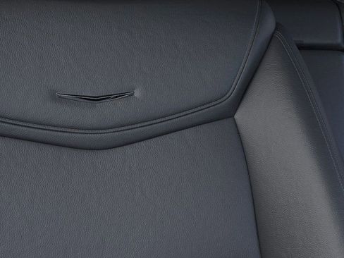 New 2026 Cadillac XT5 Luxury w/ LPO, Floor Liner Package AWD/4WD image 21