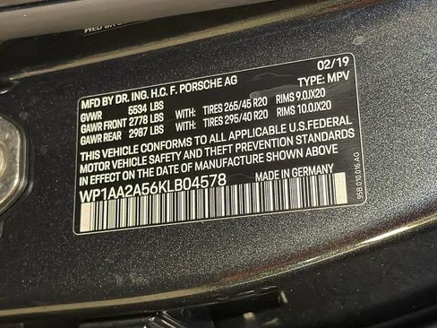 Used 2019 Porsche Macan AWD/4WD image 31
