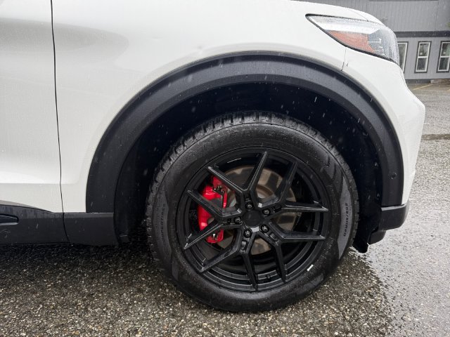 Used 2020 Ford Explorer ST w/ ST Street Pack AWD/4WD image 28