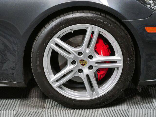 Used 2019 Porsche Panamera 4 AWD/4WD image 42