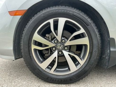 Used 2021 Honda Odyssey Touring image 13