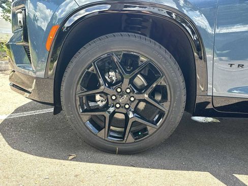 New 2025 Chevrolet Traverse RS w/ LPO, Floor Liner Package image 12