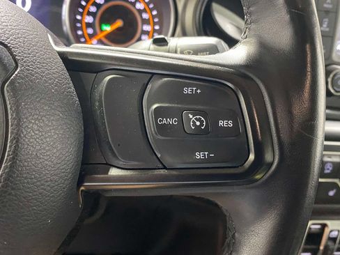 Used 2019 Jeep Wrangler Unlimited Sport S AWD/4WD image 23