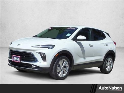 Used 2024 Buick Encore GX Preferred FWD image 1