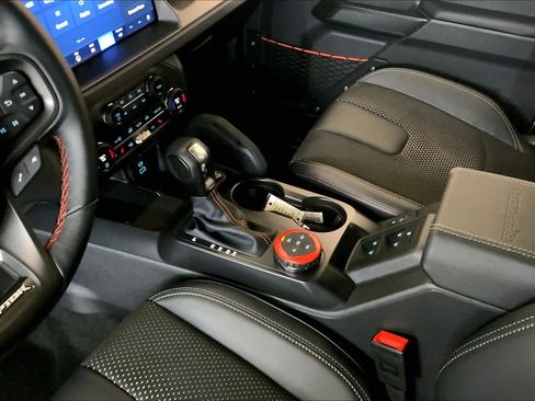 Used 2025 Ford Bronco Raptor image 17