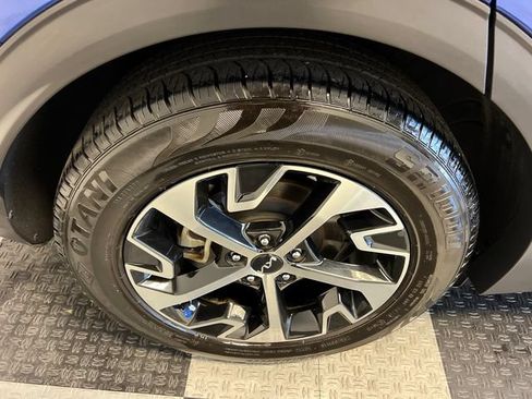 Used 2023 Kia Sportage EX FWD image 14
