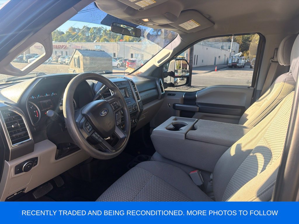 Used 2018 Ford F250 XLT w/ Snow Plow Prep Package AWD/4WD image 5