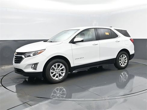Used 2020 Chevrolet Equinox LT image 1
