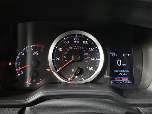 Used 2020 Toyota Corolla SE image 30